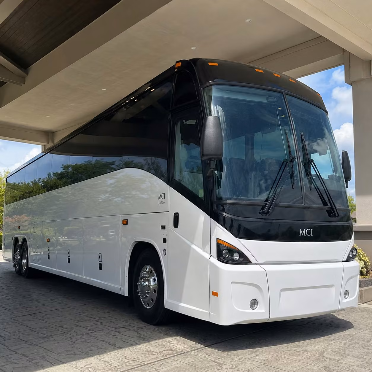 airport transportation for carrollton sports teams and school groups