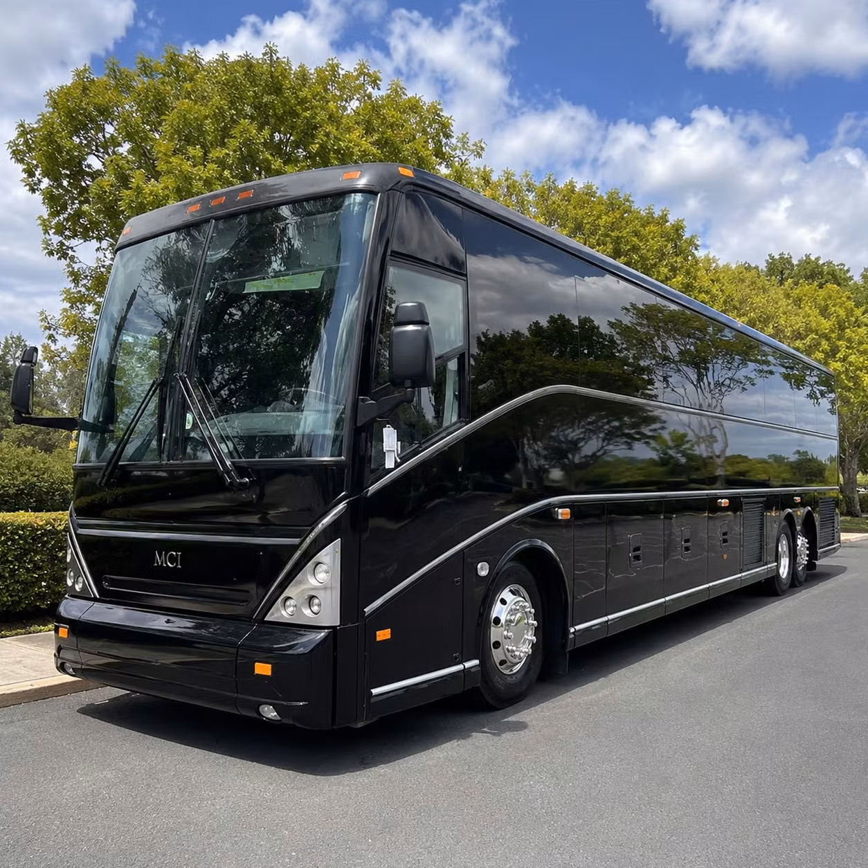charterbusrentalcarrolltontx com helps you get to dickies arena and fort worth concerts without the headache